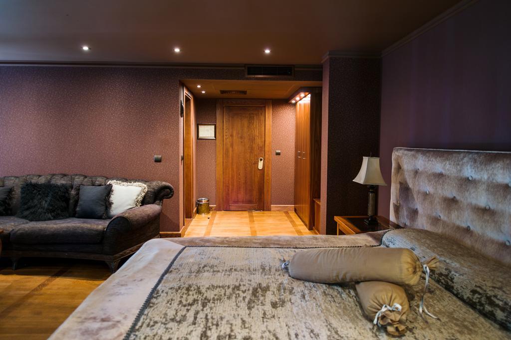 Superior Queen Room